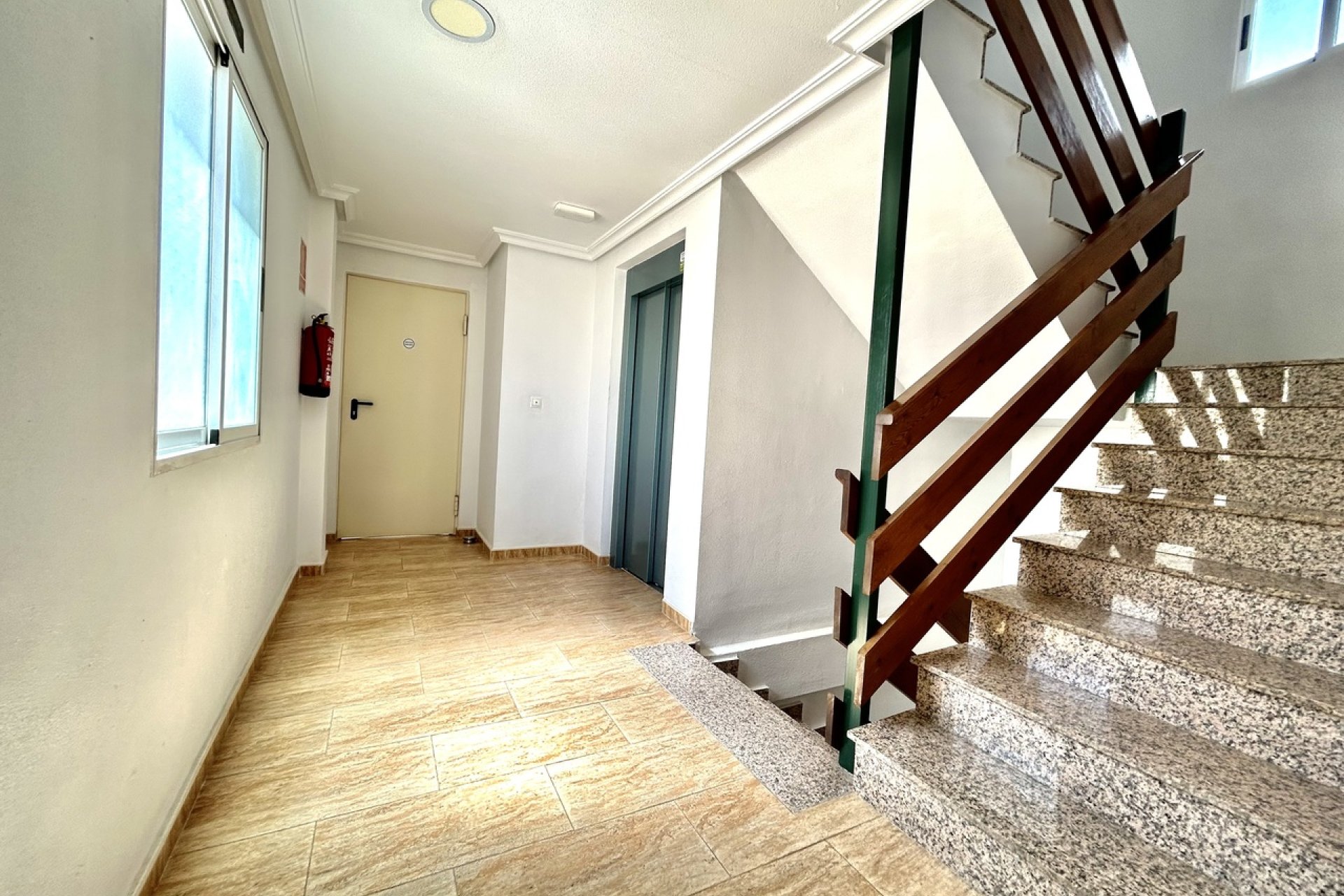 Herverkoop - Apartment - Almoradí