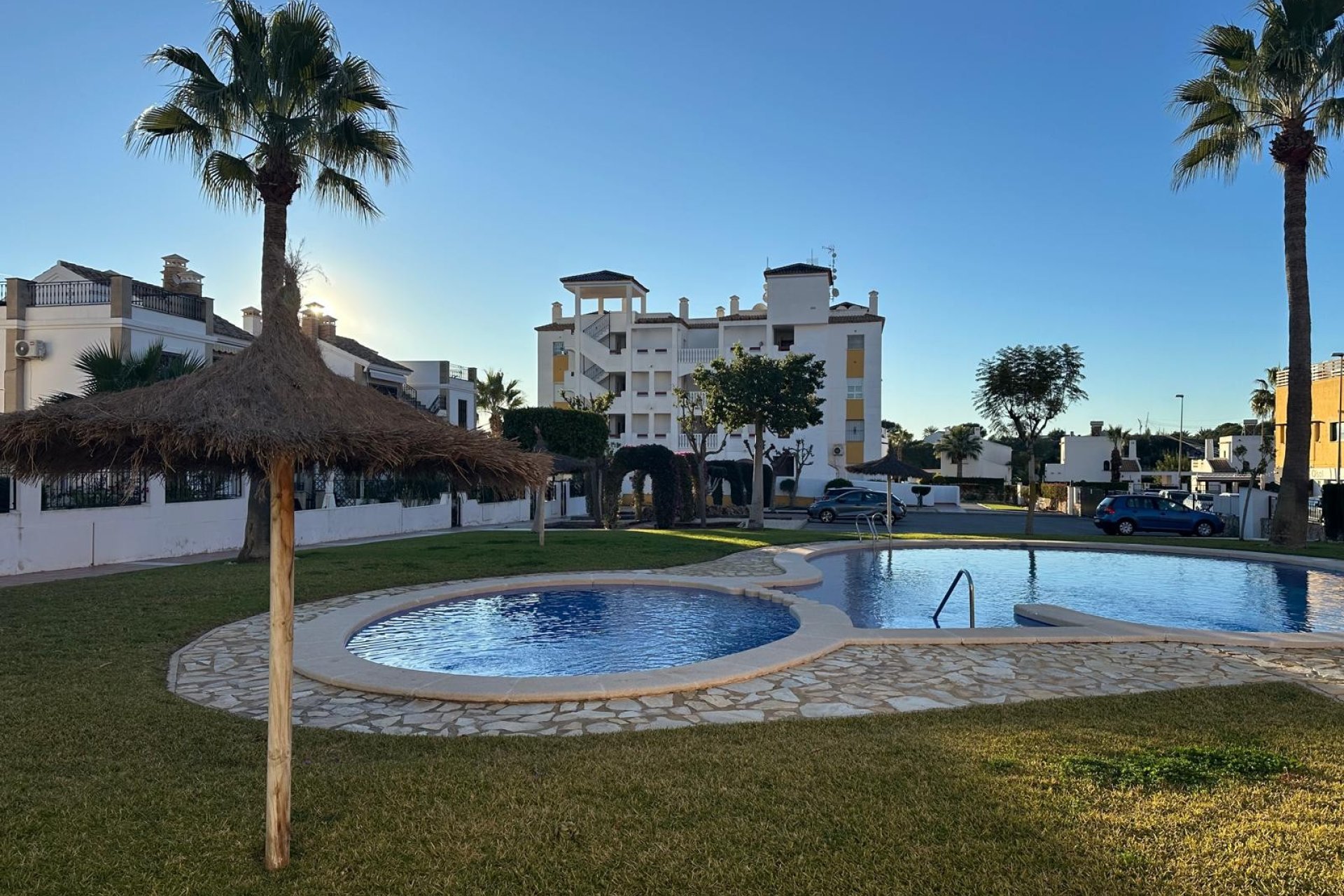 Herverkoop - Apartment - Campoamor