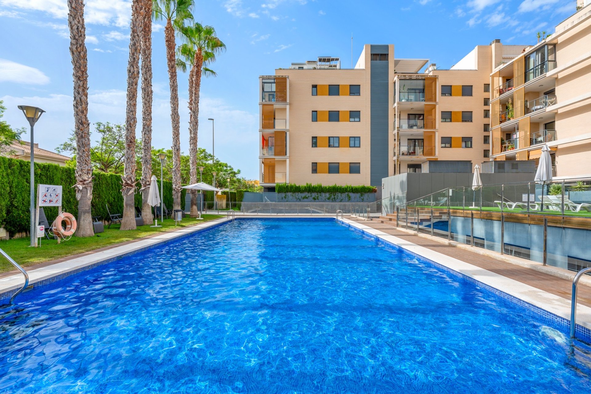 Herverkoop - Apartment - El Campello - Muchavista