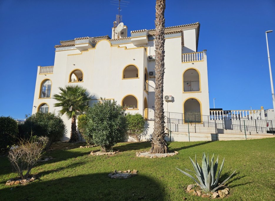 Herverkoop - Apartment - La Zenia