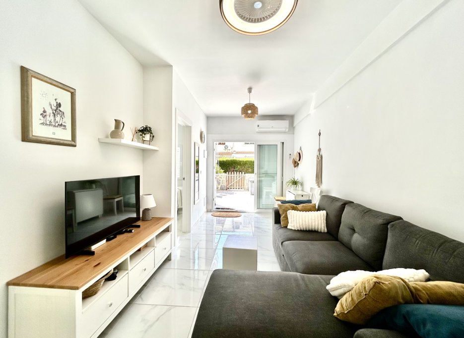 Herverkoop - Apartment - La Zenia