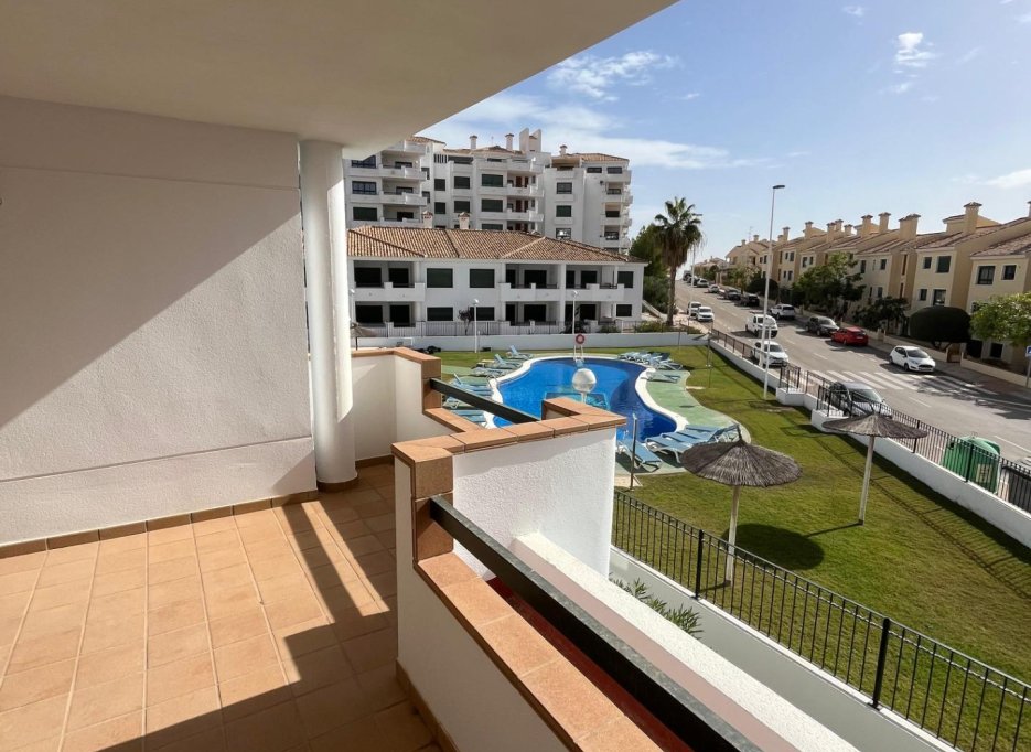 Herverkoop - Apartment - Orihuela Costa - Campoamor Golf