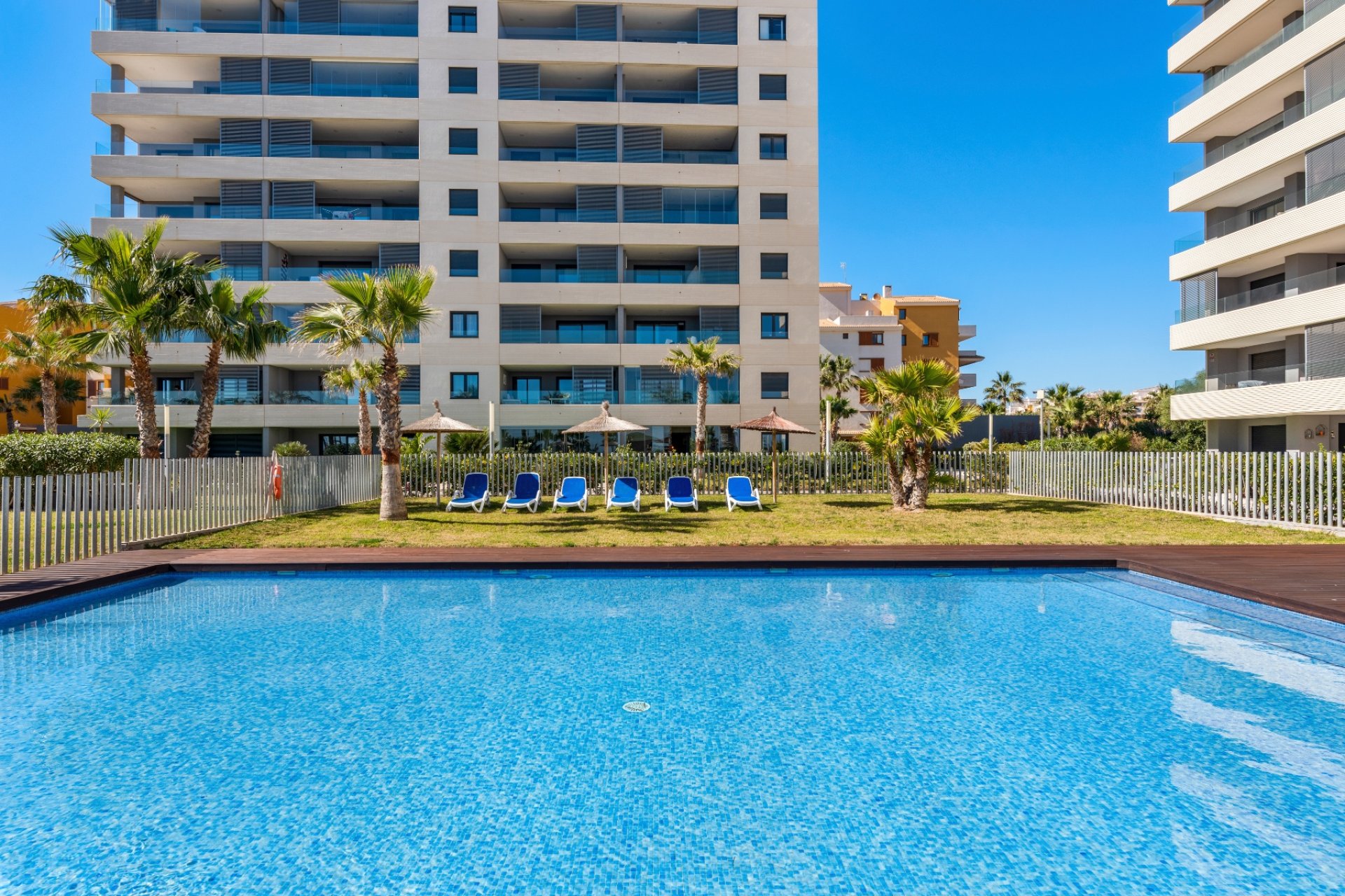 Herverkoop - Apartment - Orihuela Costa - Punta Prima