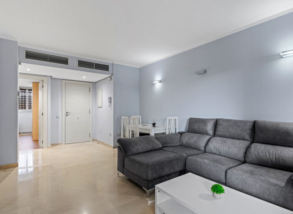 Herverkoop - Apartment - Orihuela - Las Colinas