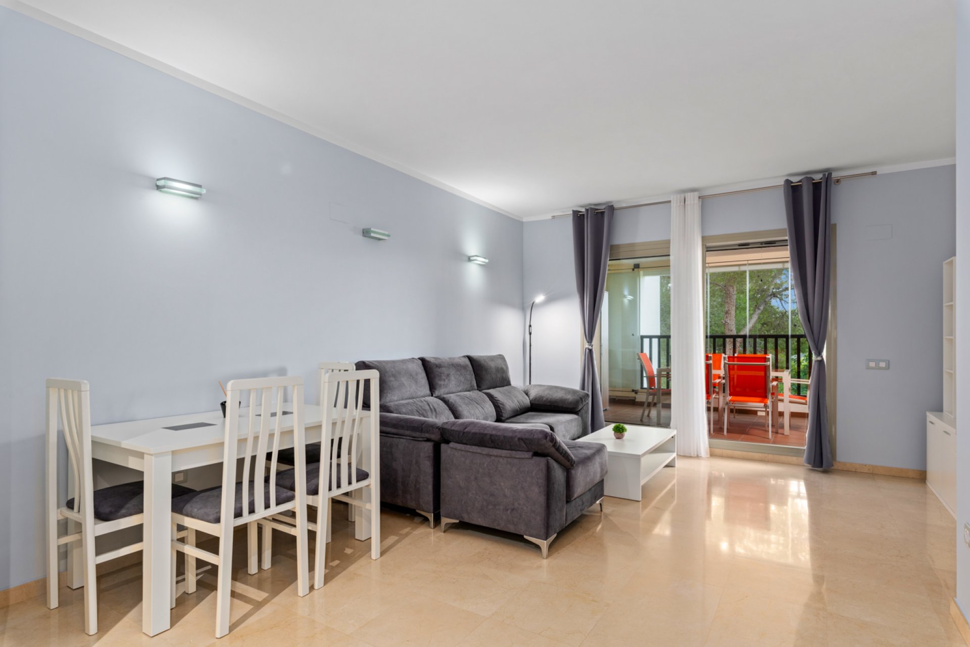 Herverkoop - Apartment - Orihuela - Las Colinas