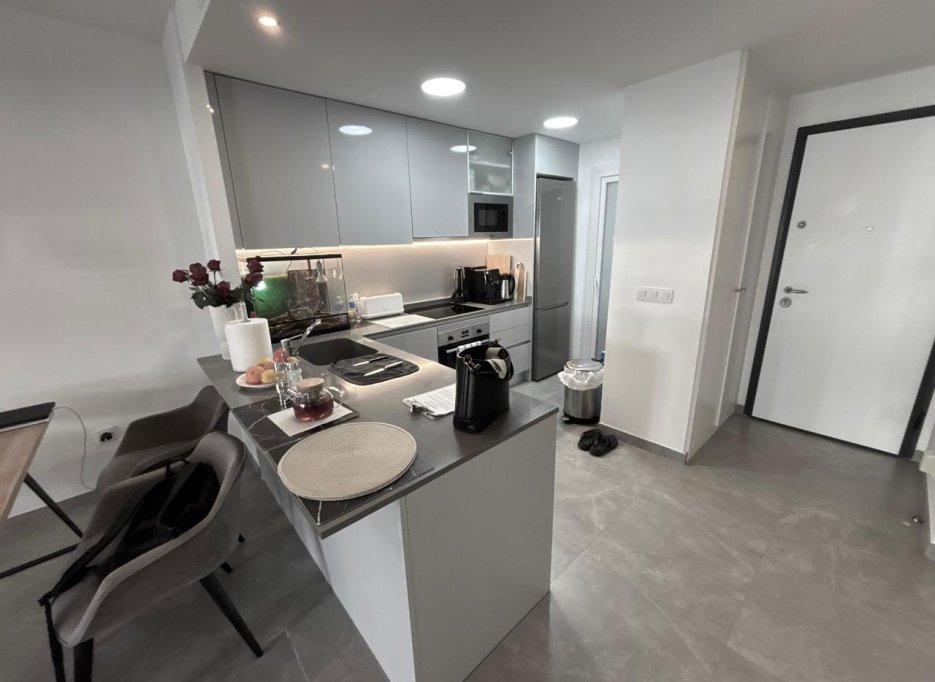 Herverkoop - Apartment - Playa Flamenca