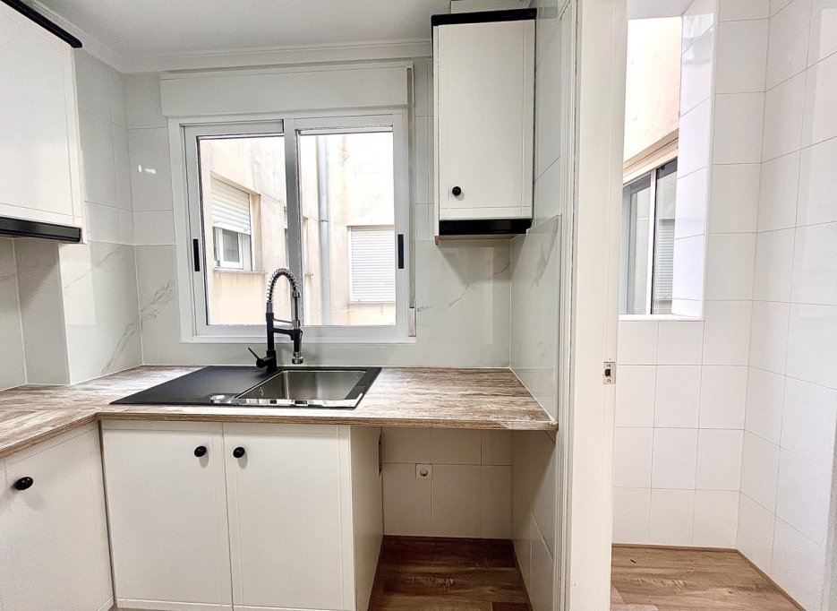 Herverkoop - Apartment - San Miguel de Salinas