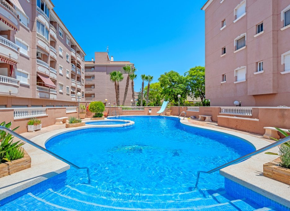 Herverkoop - Apartment - Santa Pola