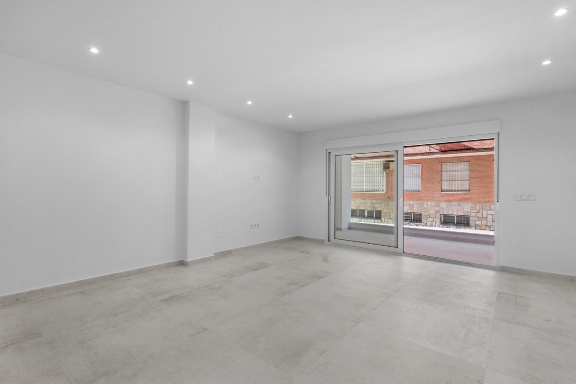 Herverkoop - Apartment - Torrevieja - Playa del Acequión