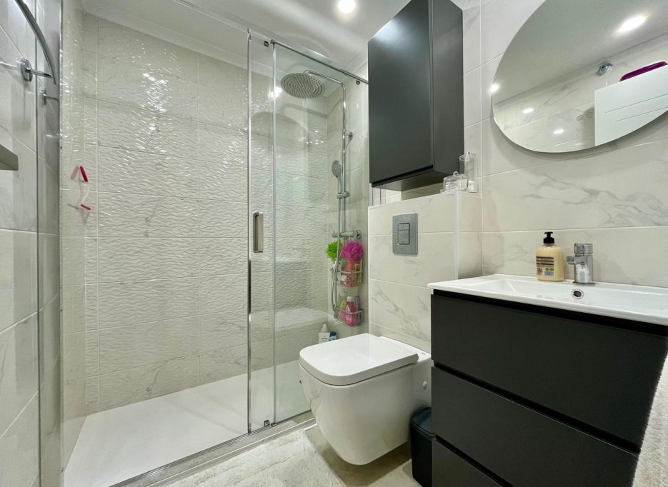 Herverkoop - Apartment - Torrevieja