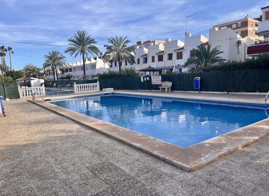 Herverkoop - Apartment - Torrevieja