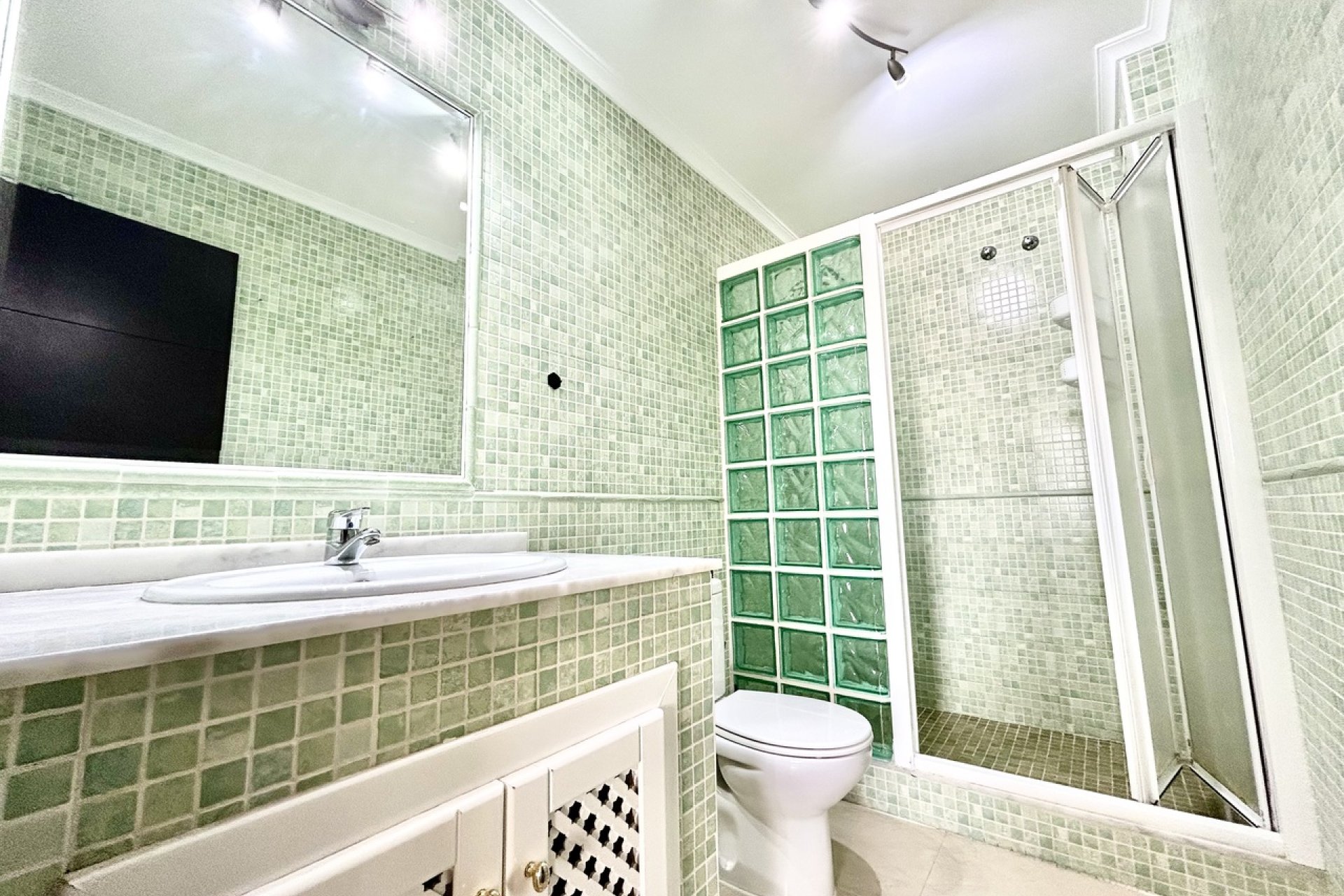 Herverkoop - Apartment - Villamartín