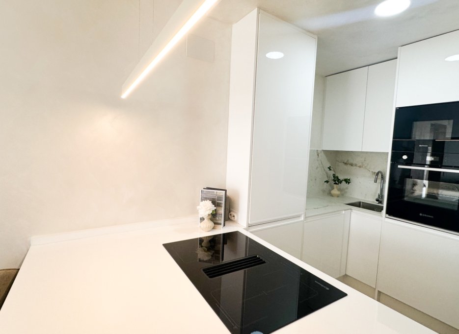 Herverkoop - Appartement / flat - Torrevieja - Centro