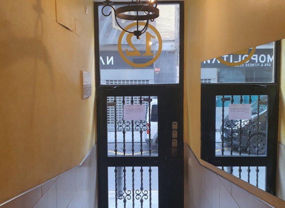 Herverkoop - Building - Alicante - Casco antiguo