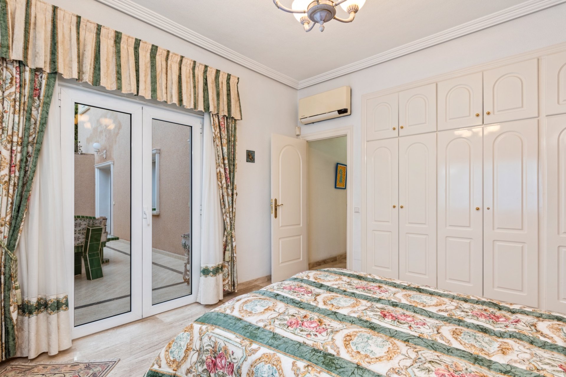 Herverkoop - Chalet - Ciudad Quesada - Doña pepa