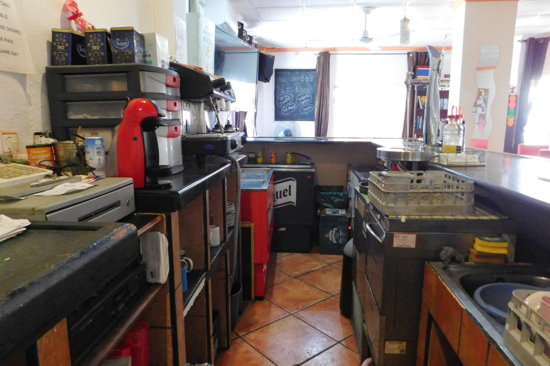 Herverkoop - Commercial Unit - San Miguel de Salinas