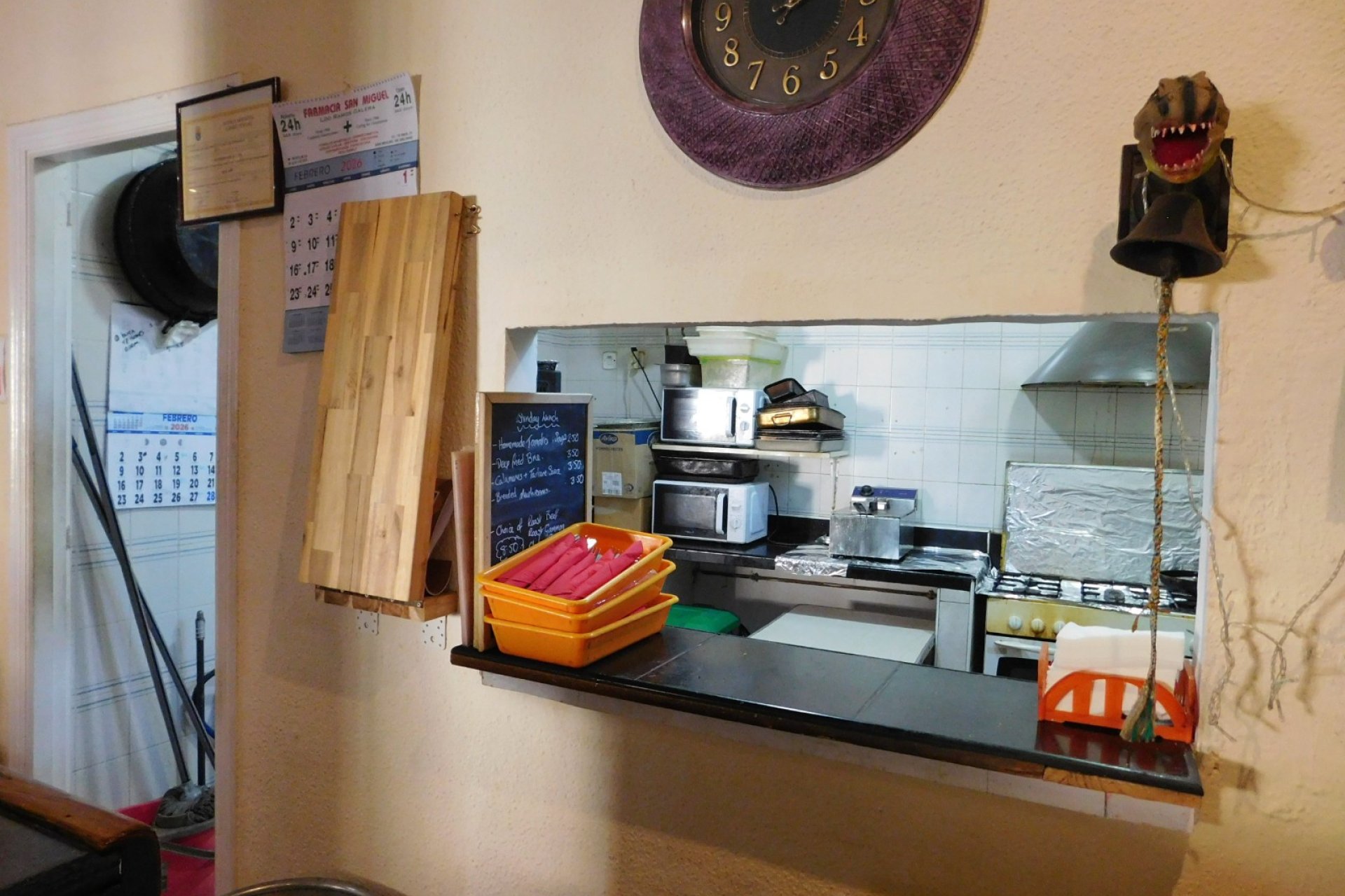 Herverkoop - Commercial Unit - San Miguel de Salinas