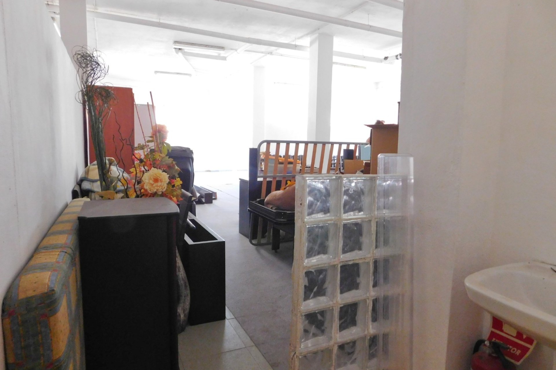 Herverkoop - Commercial Unit - San Miguel de Salinas