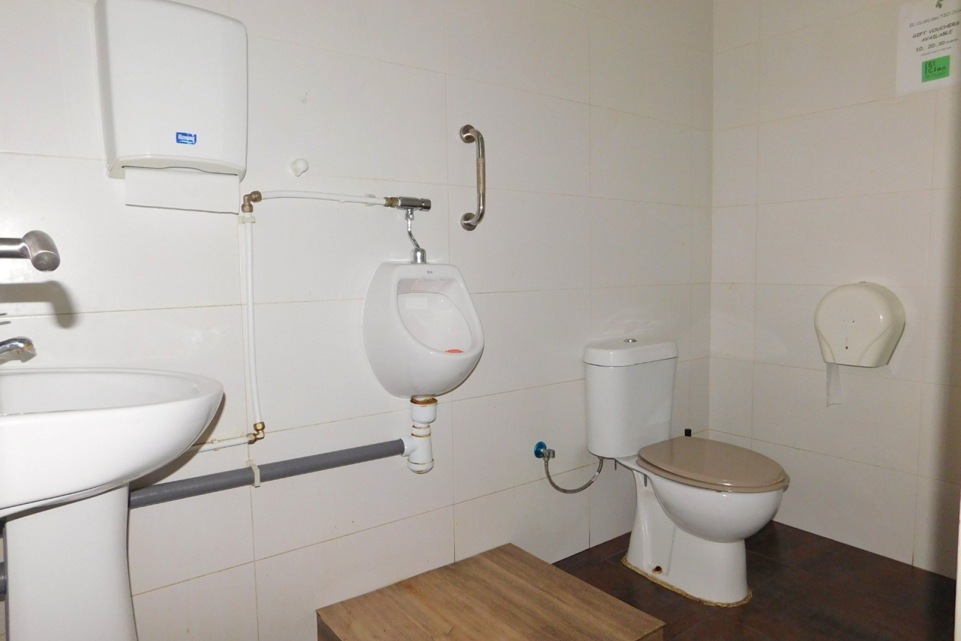 Herverkoop - Commercial Unit - Torremendo