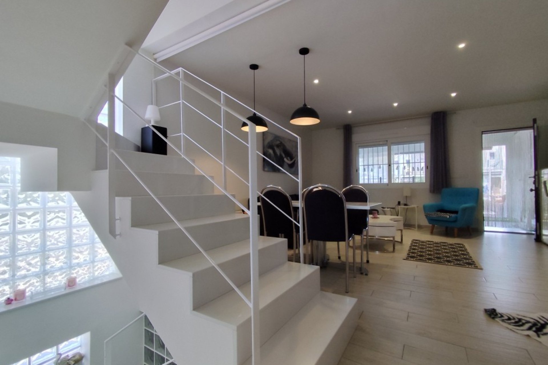 Herverkoop - Corner townhouse - Torrevieja