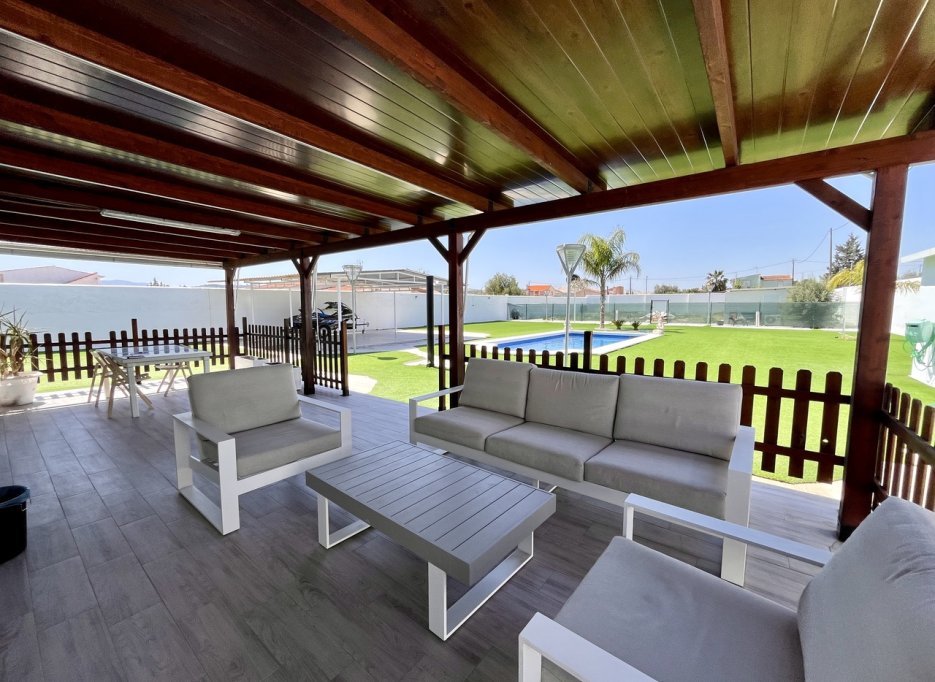 Herverkoop - country house - Alcantarilla