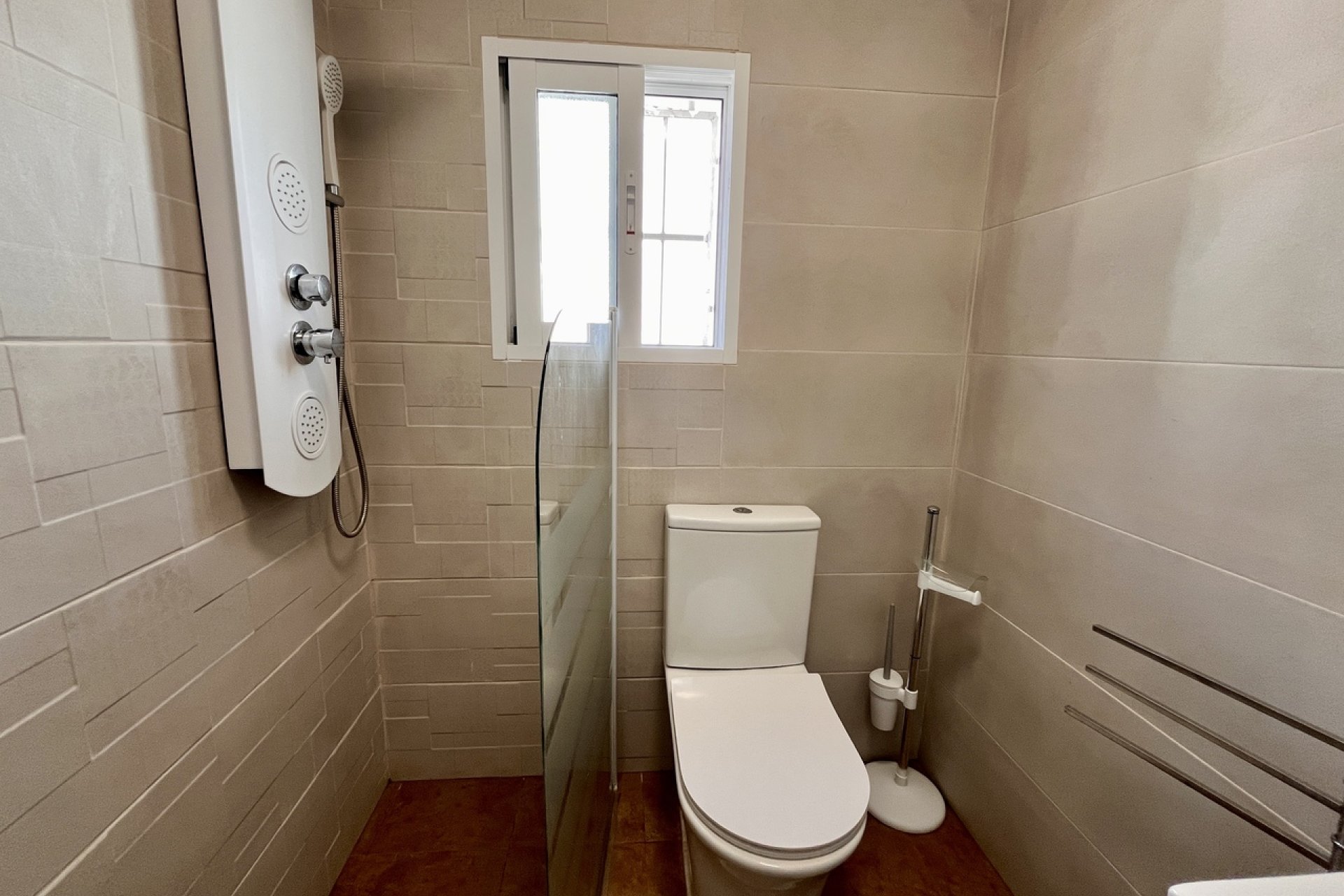 Herverkoop - country house - Alcantarilla