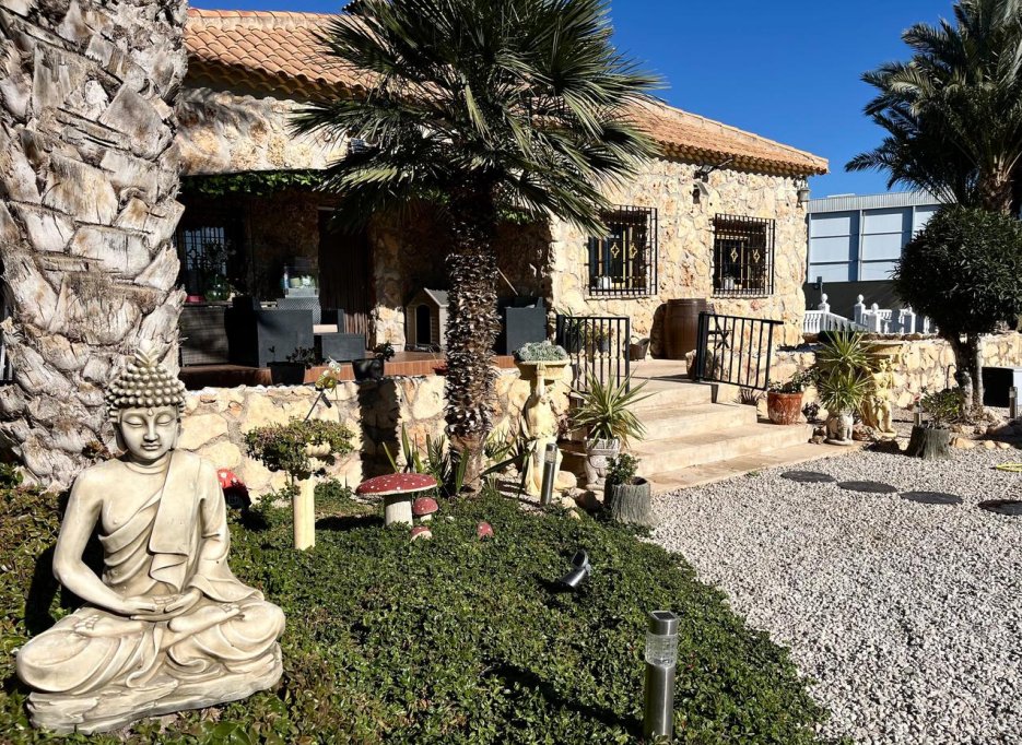 Herverkoop - country house - Fortuna