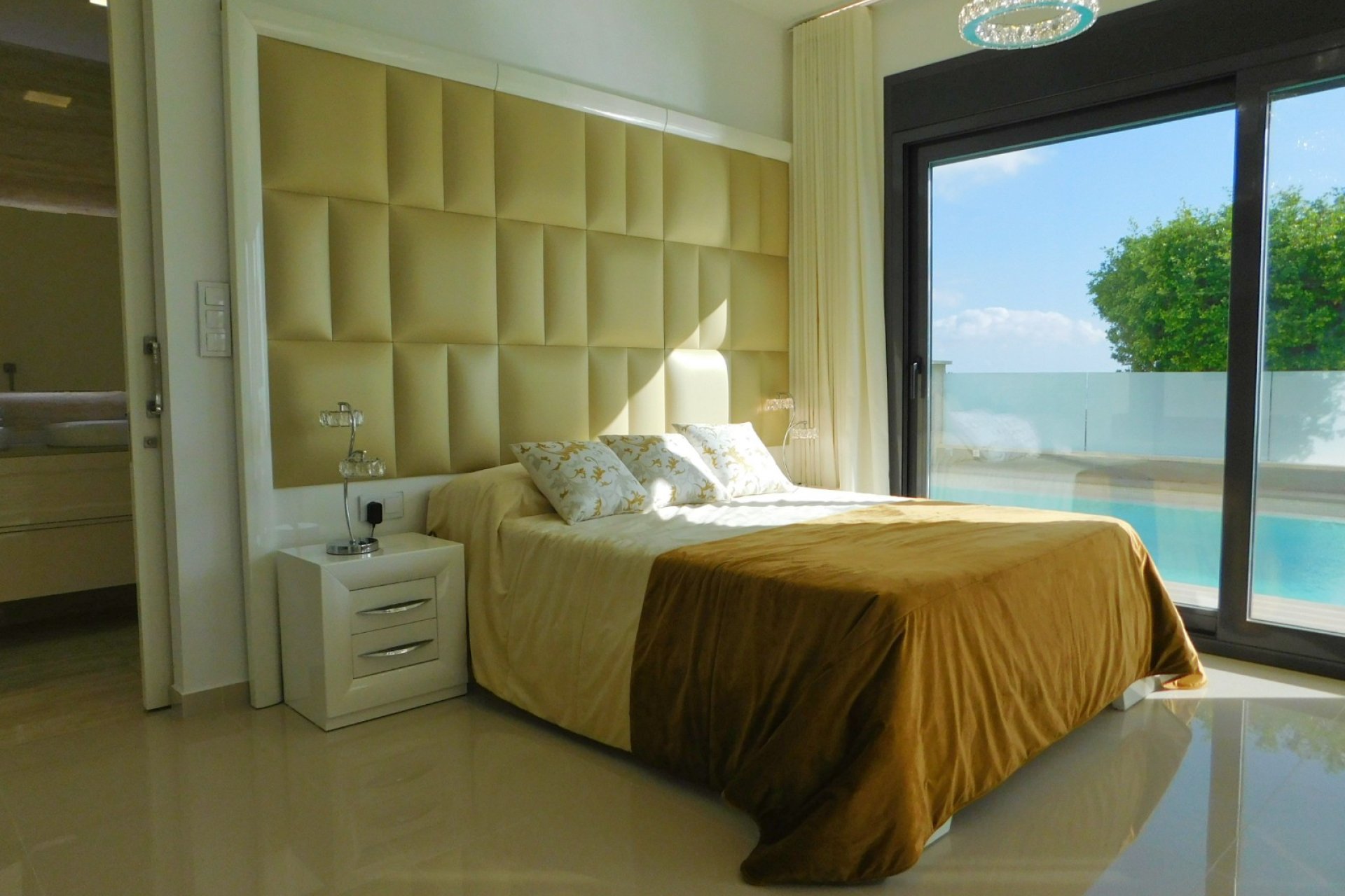 Herverkoop - Detached Villa - San Miguel de Salinas