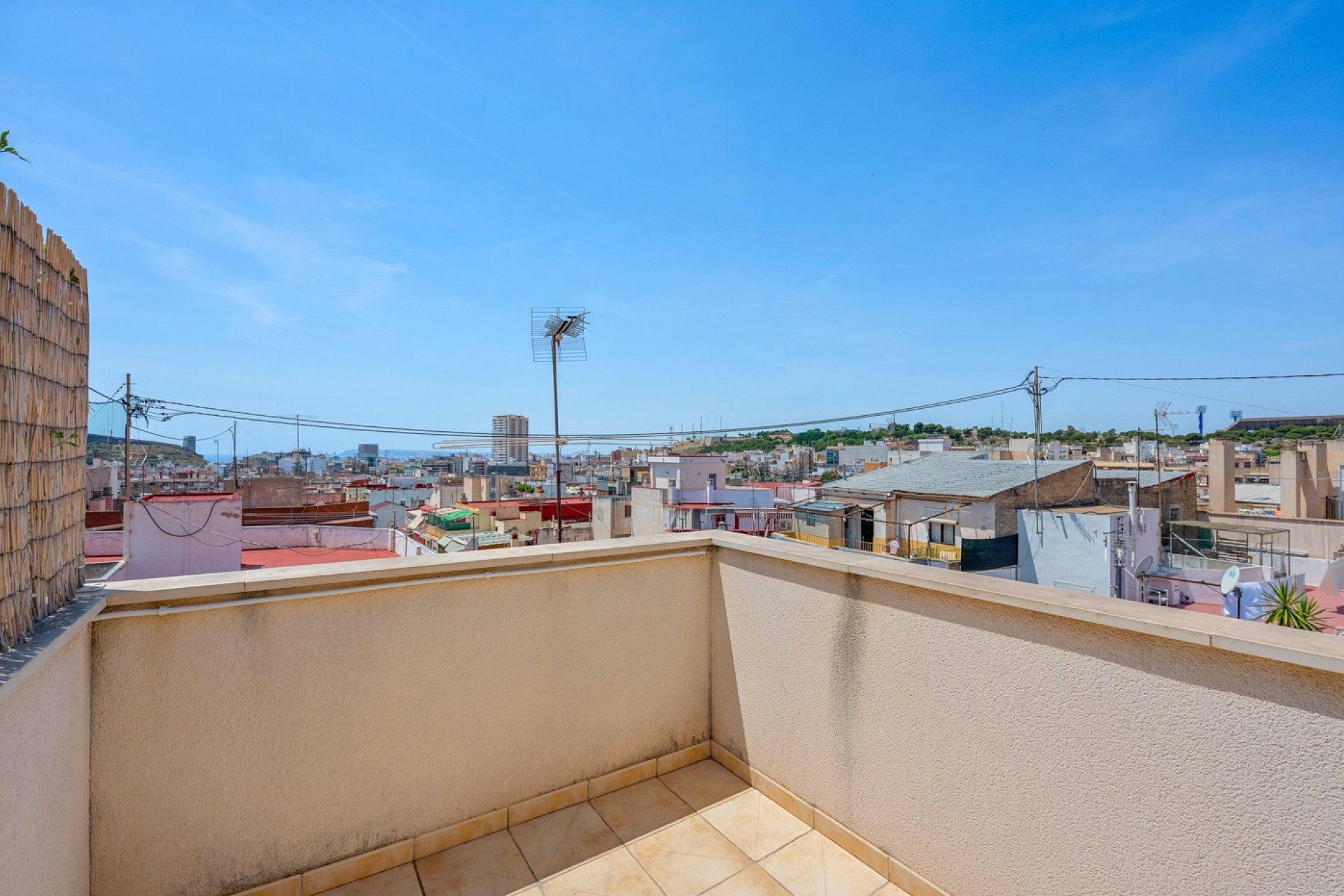 Herverkoop - Flat - Alicante - Carolinas Bajas