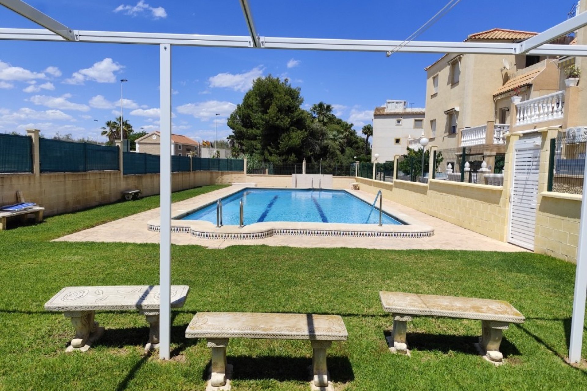 Herverkoop - Garden Apartment - Torrevieja
