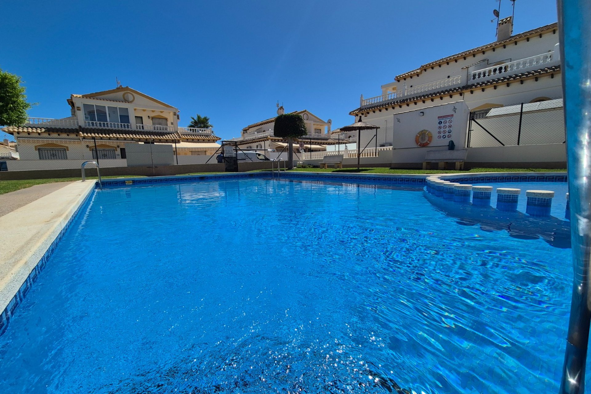 Herverkoop - Herenhuis - Alicante - La Florida