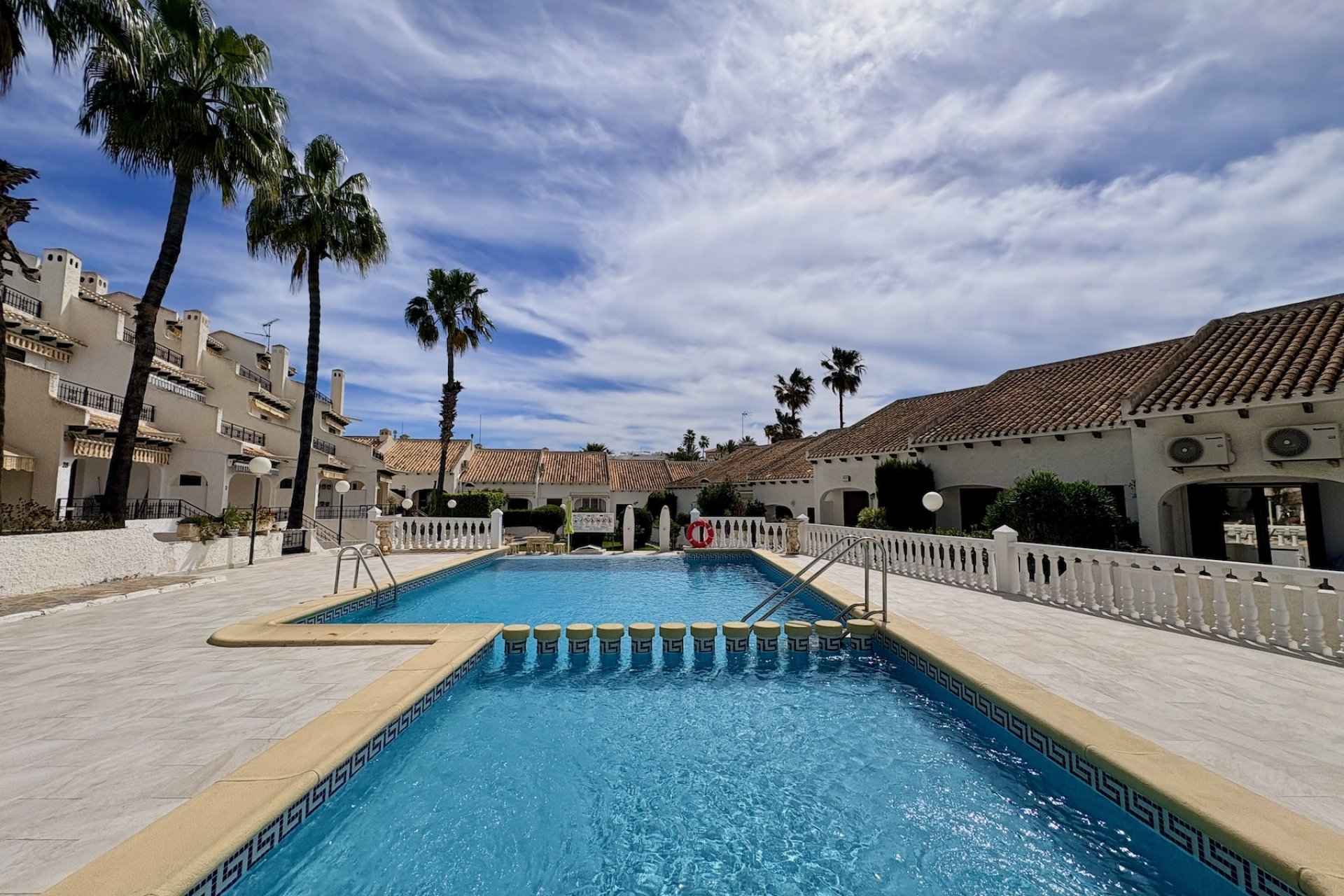 Herverkoop - Herenhuis - Cabo Roig