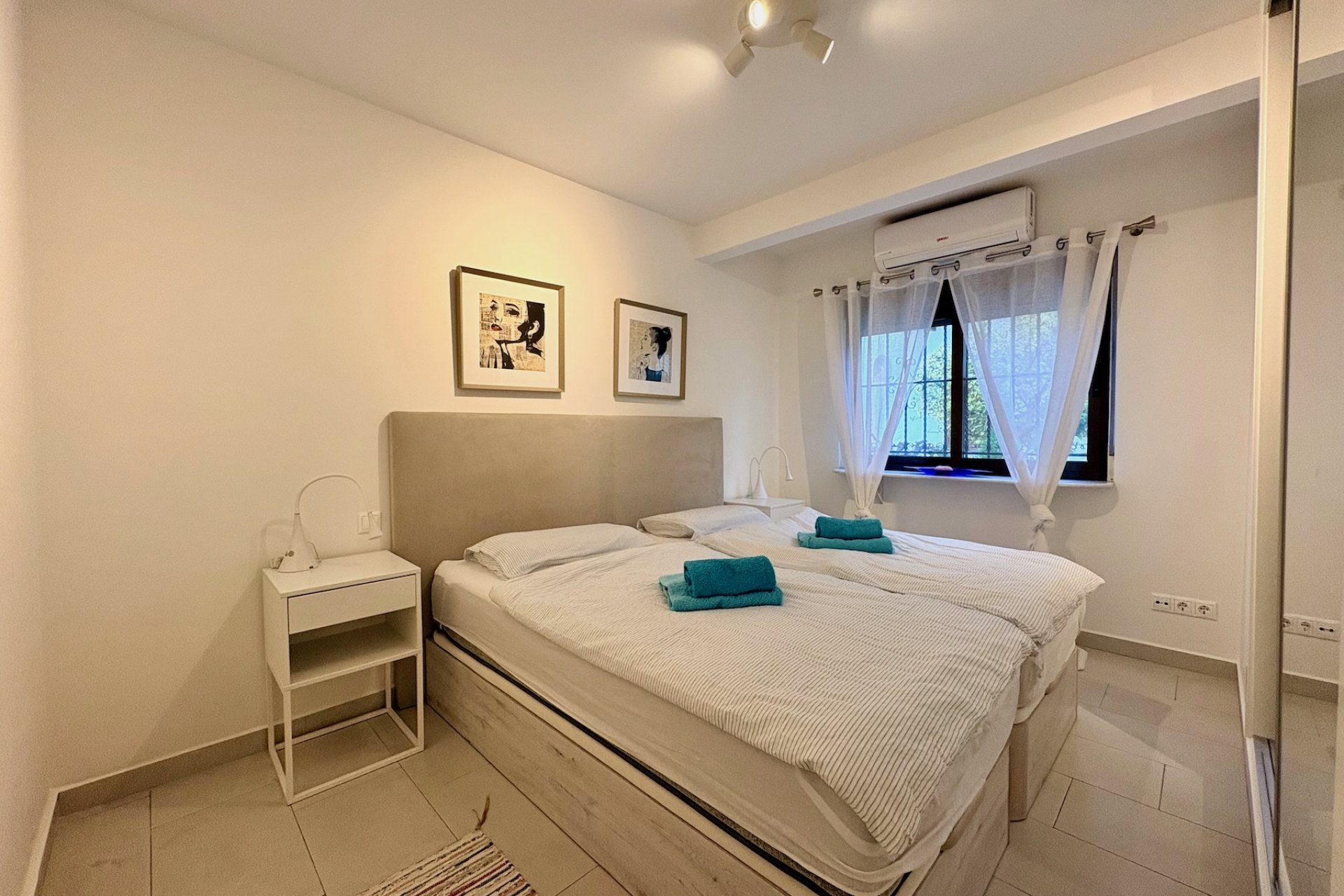 Herverkoop - Herenhuis - Cabo Roig