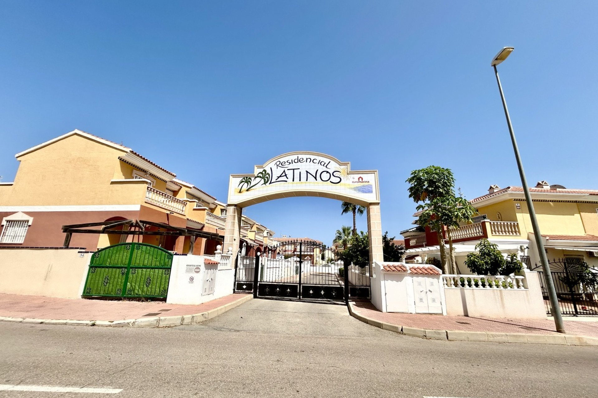 Herverkoop - Herenhuis - Ciudad Quesada