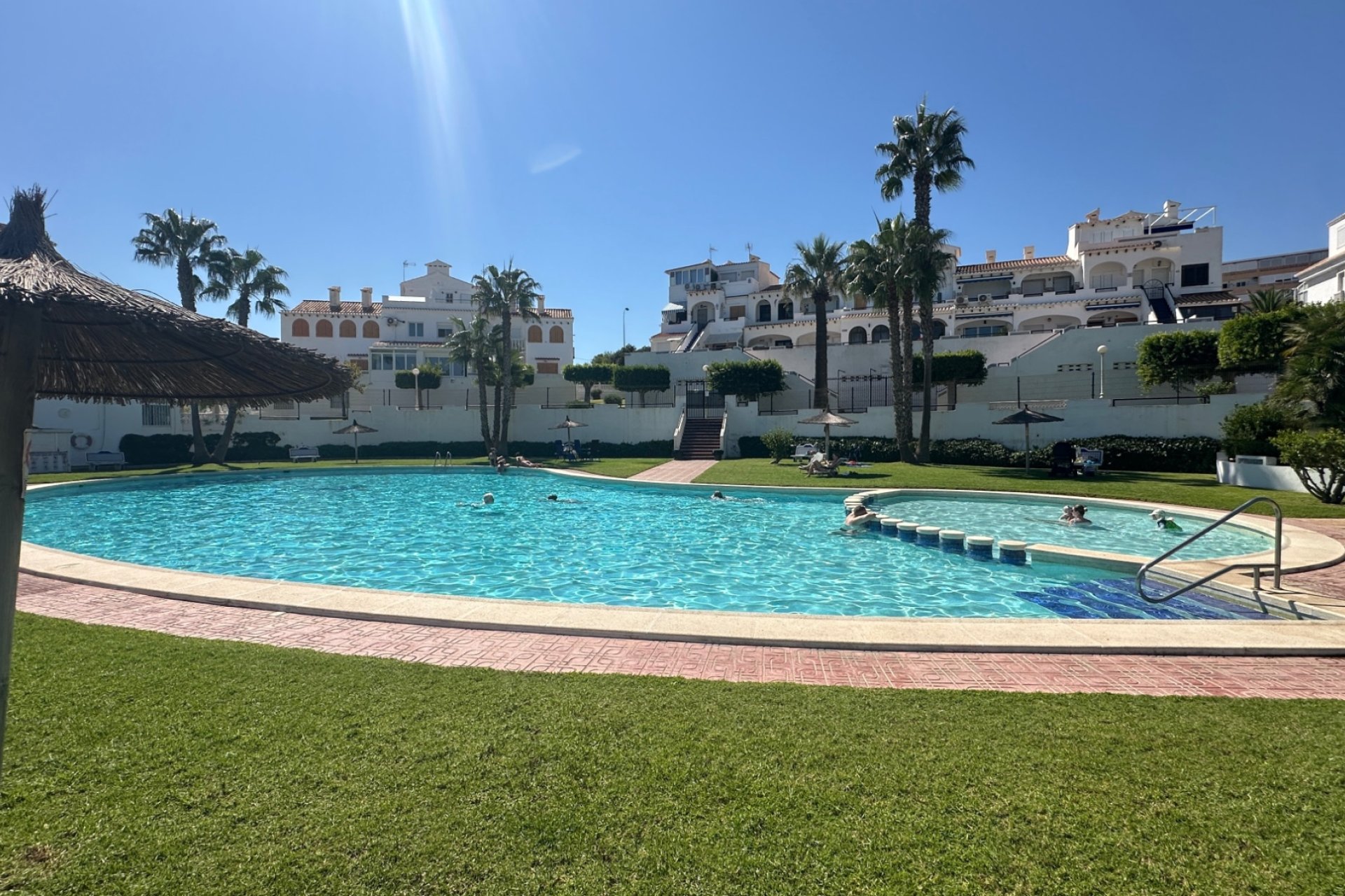 Herverkoop - Herenhuis - La Mata