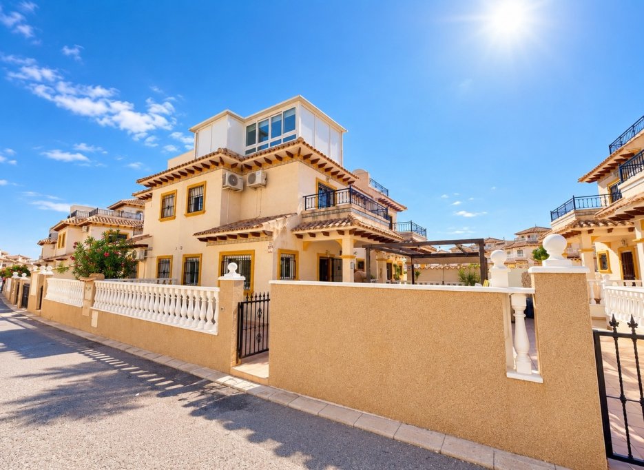Herverkoop - Herenhuis - La Zenia