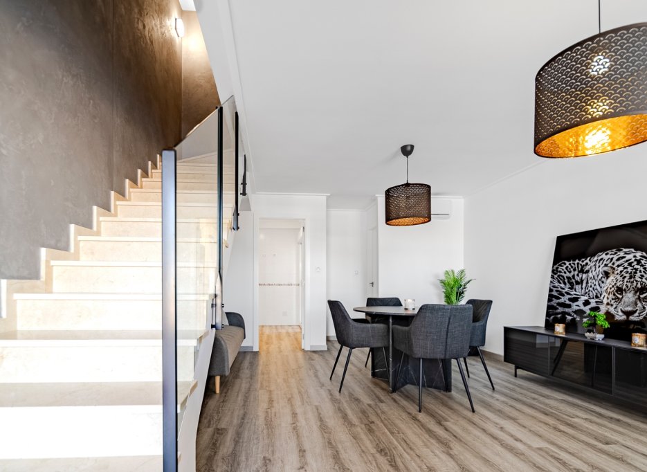 Herverkoop - Herenhuis - Los Balcones