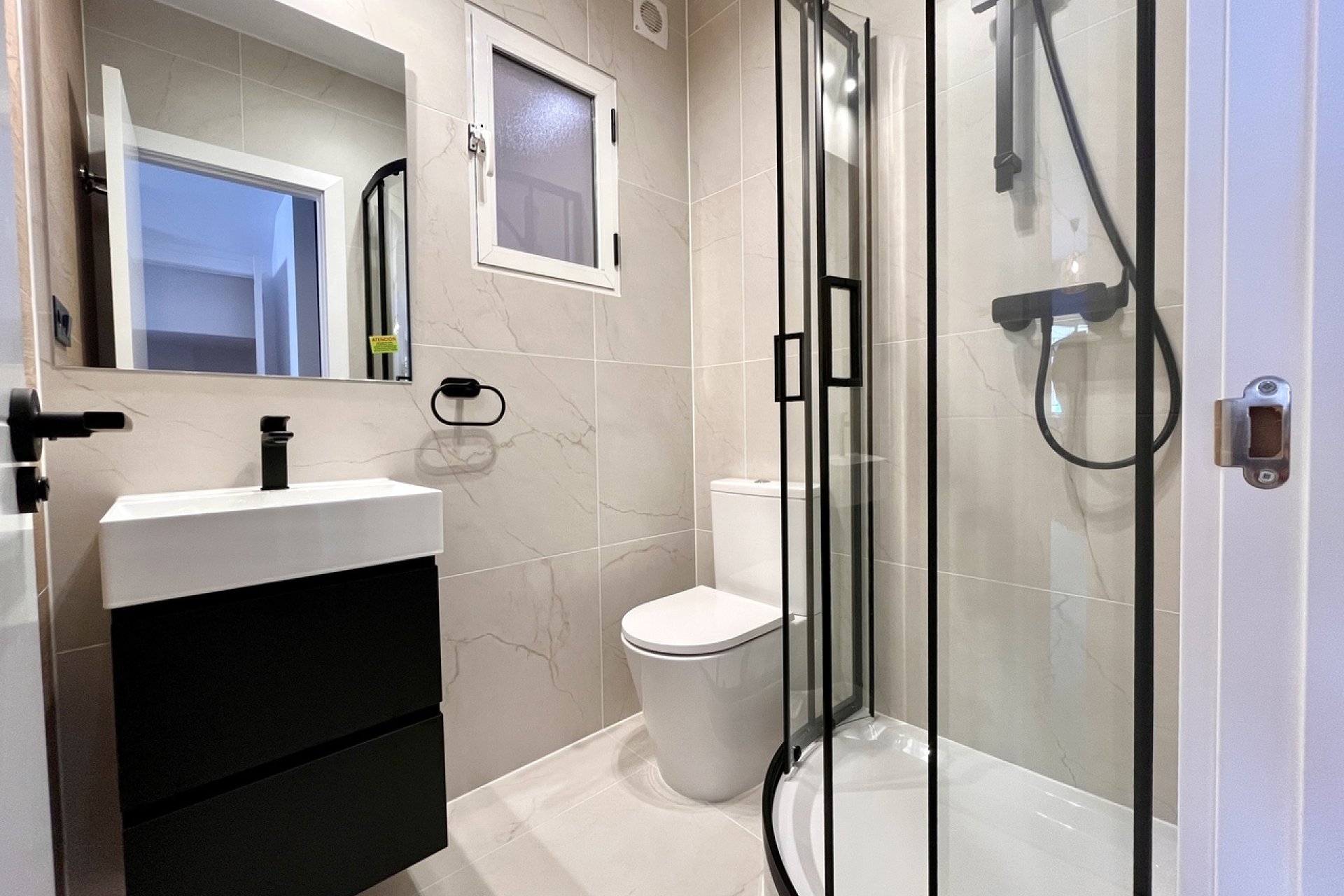 Herverkoop - Herenhuis - Playa Flamenca