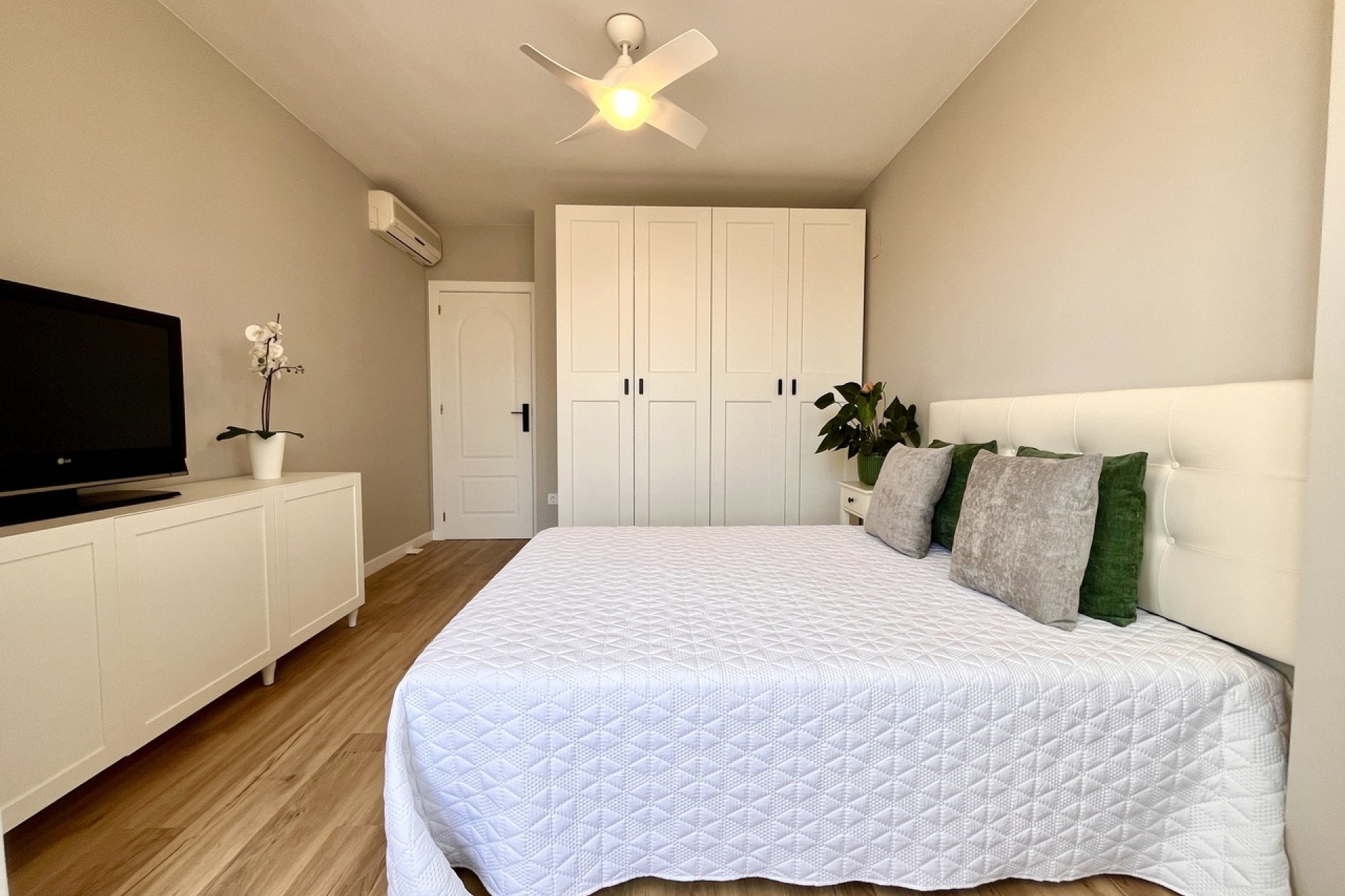 Herverkoop - Herenhuis - Playa Flamenca