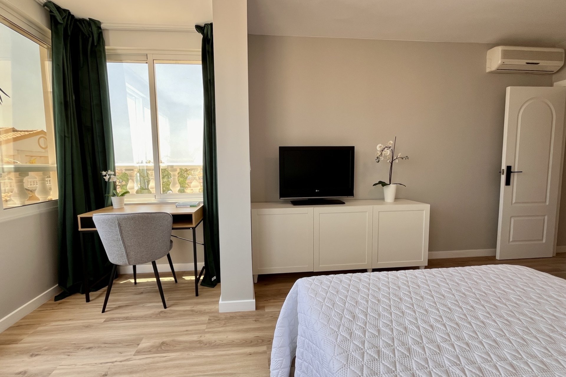 Herverkoop - Herenhuis - Playa Flamenca