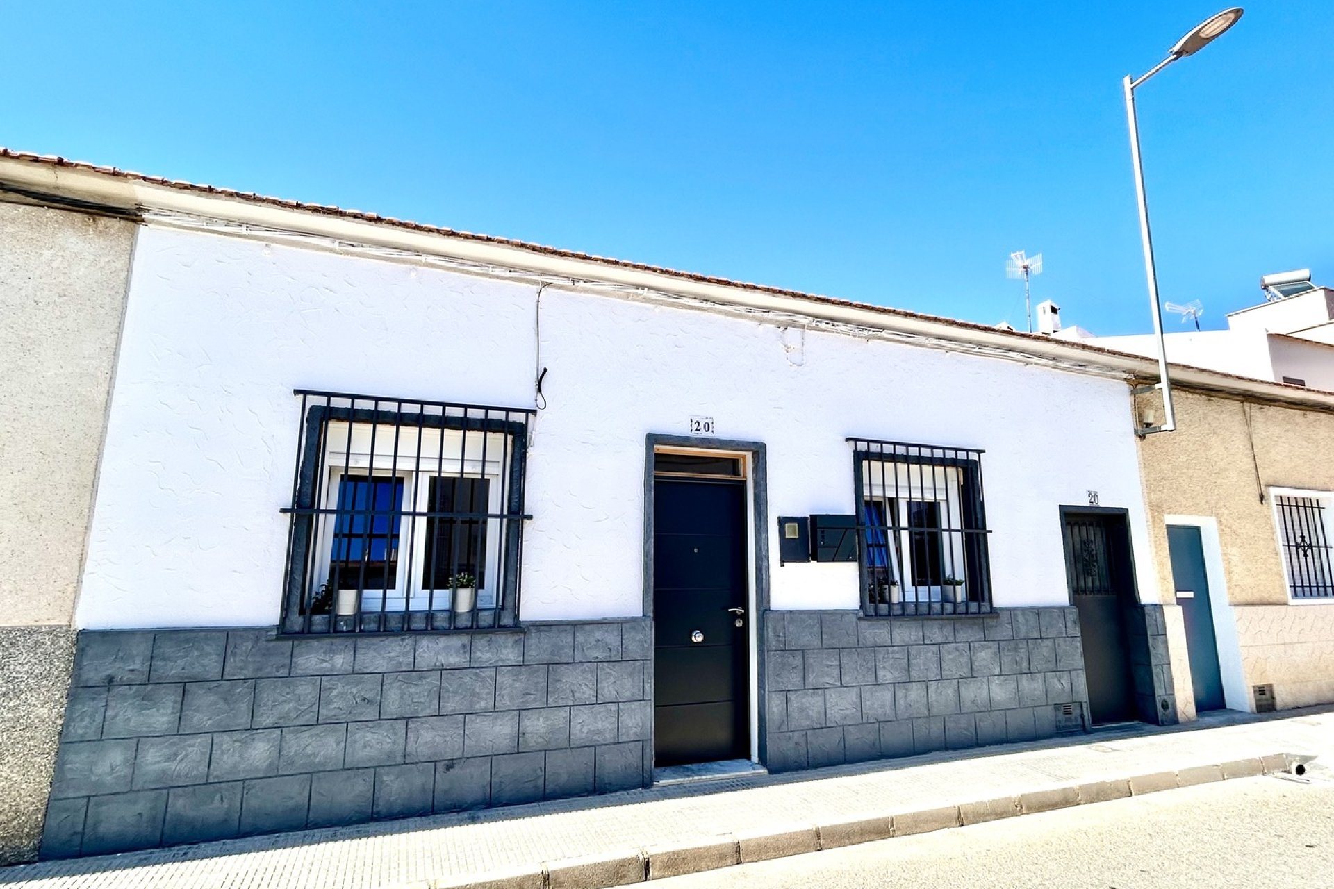 Herverkoop - Herenhuis - San Miguel de Salinas
