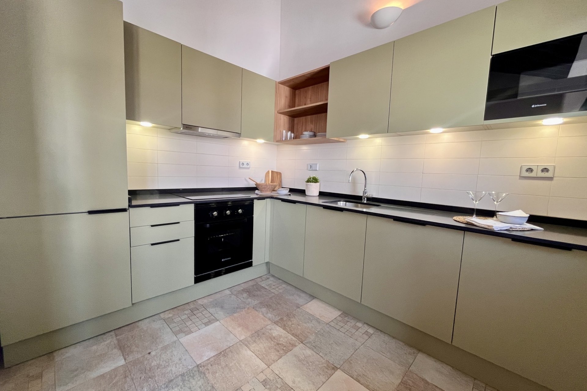 Herverkoop - Herenhuis - Sucina