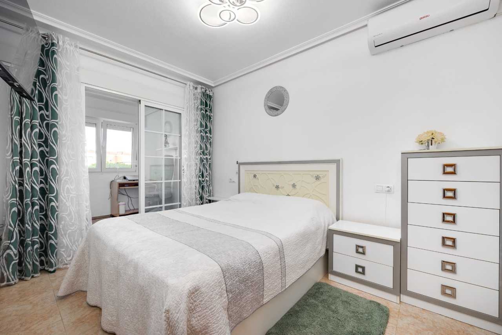 Herverkoop - Herenhuis - Torrevieja