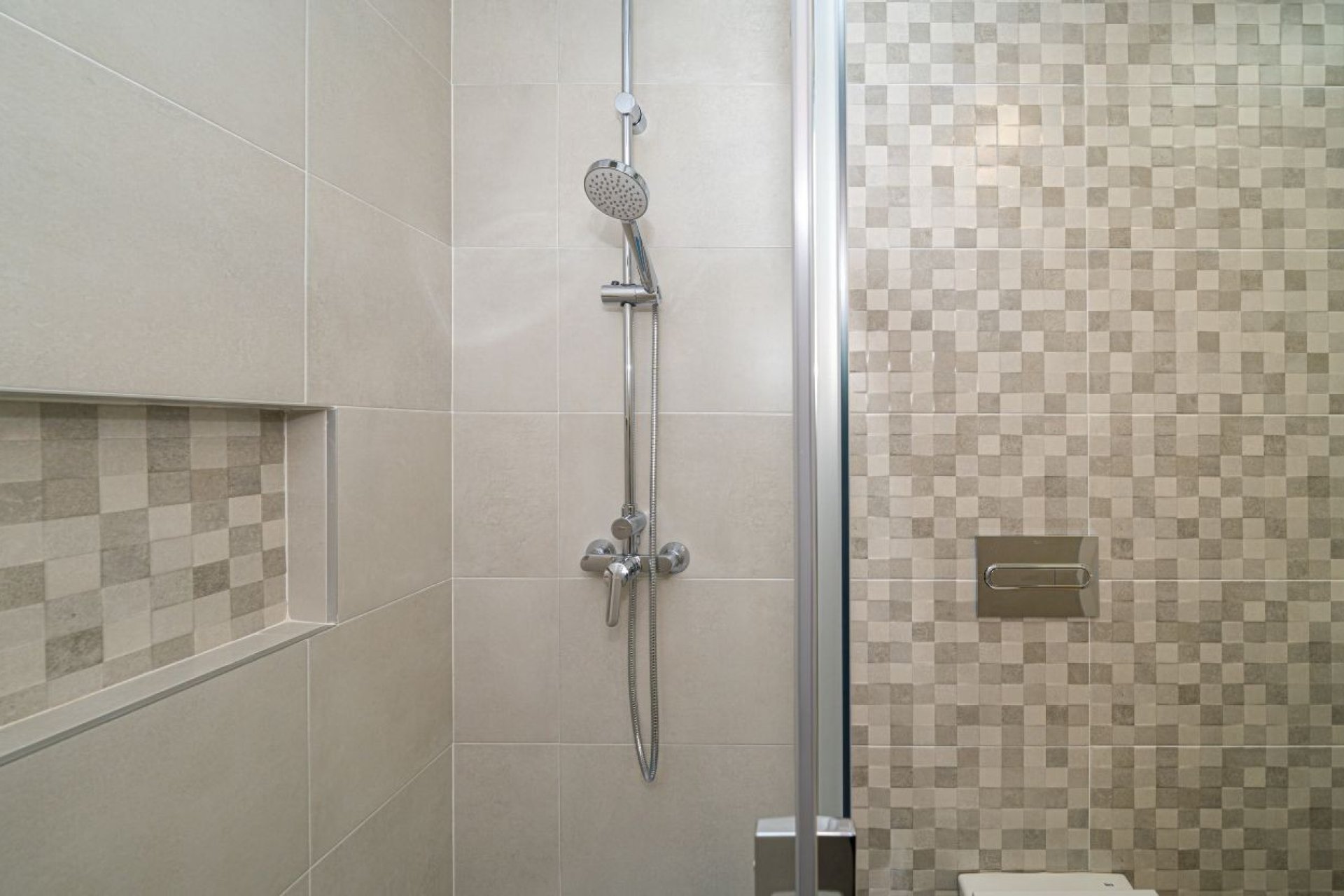 Herverkoop - House - Detached Villa - Avileses