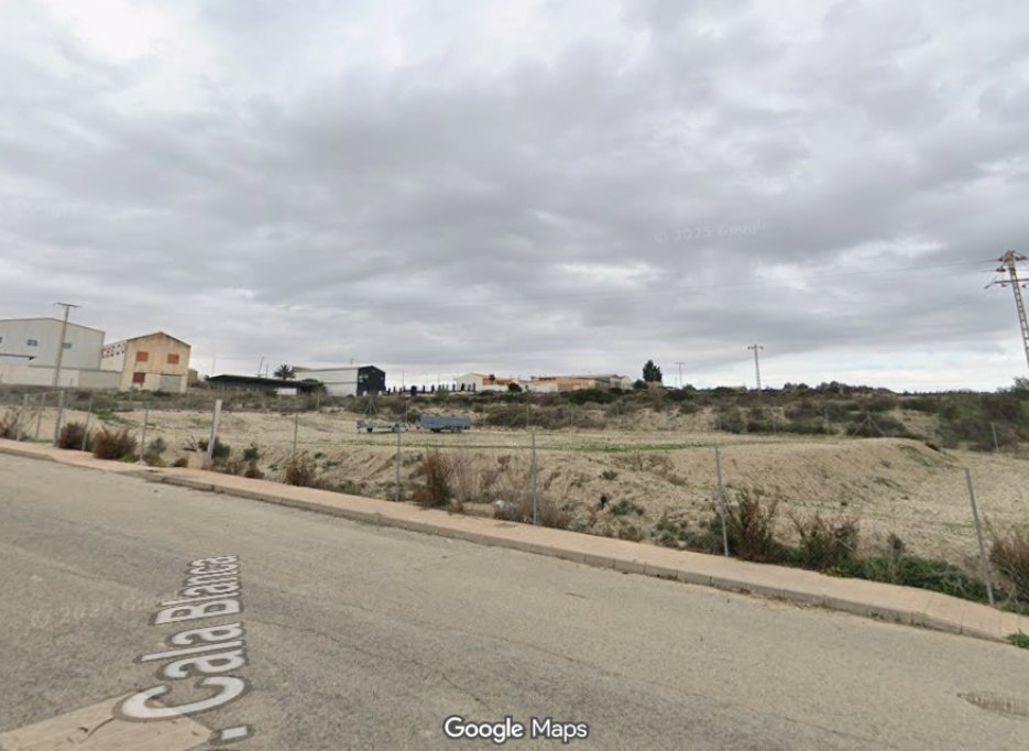 Herverkoop - Perceel / Grond - Torremendo