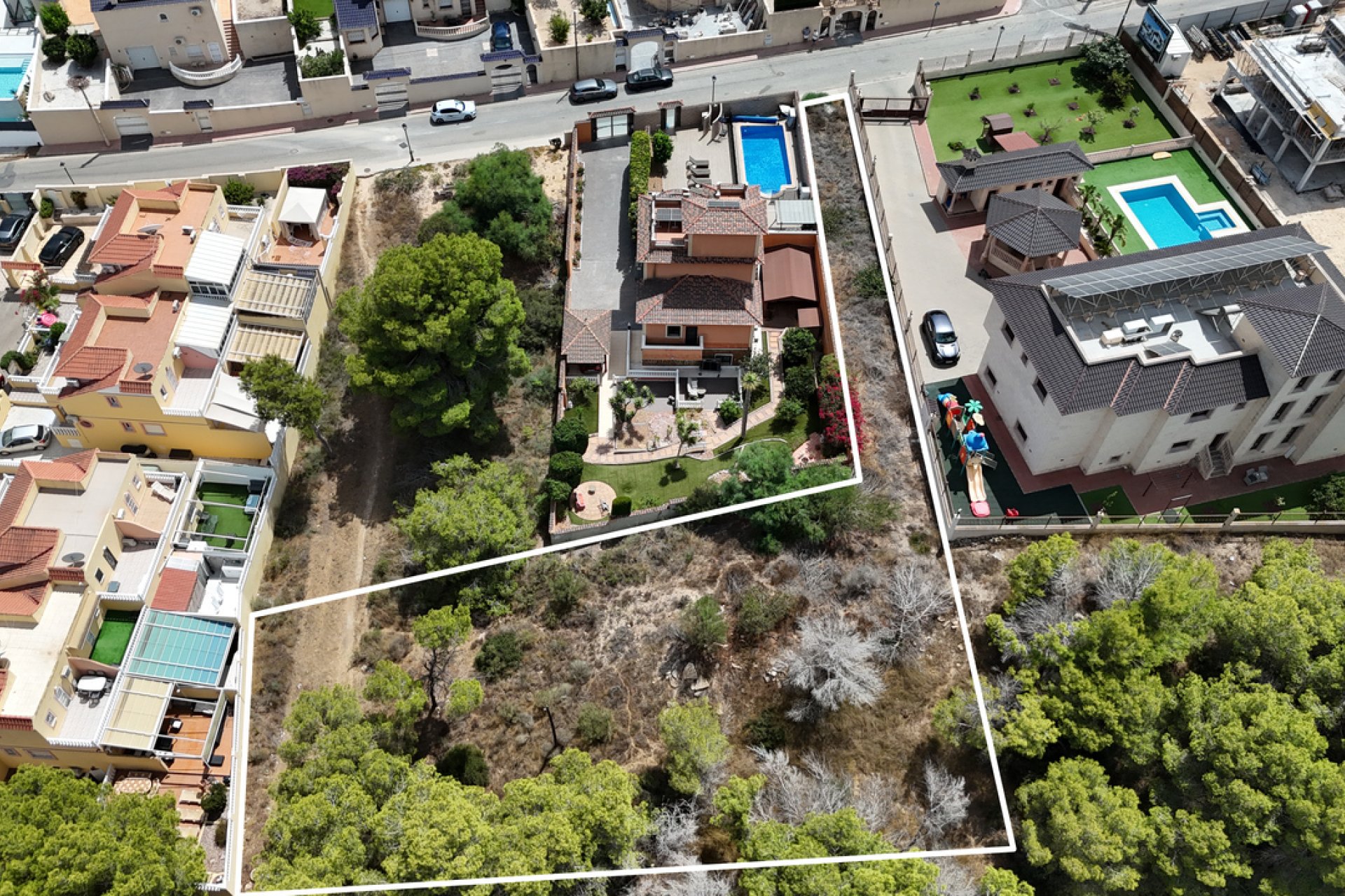 Herverkoop - Plot - Villamartín
