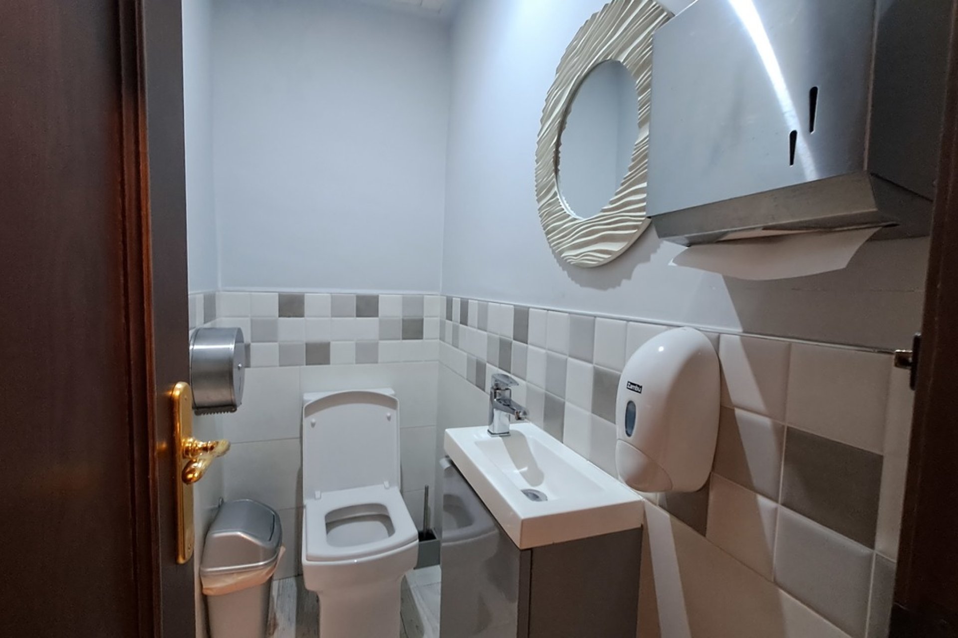 Herverkoop - Reclame - Benijofar