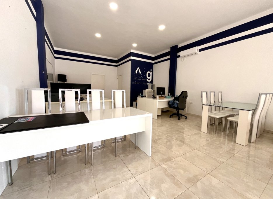 Herverkoop - Reclame - Playa Flamenca