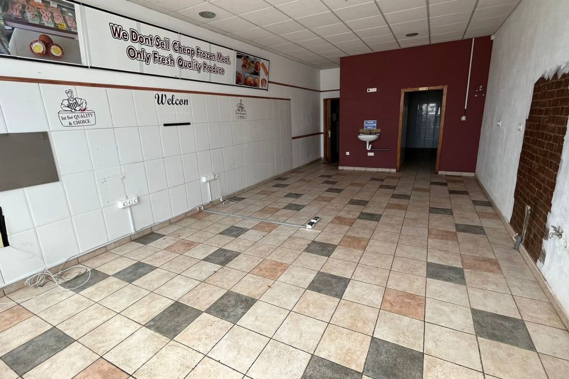 Herverkoop - Reclame - Quesada