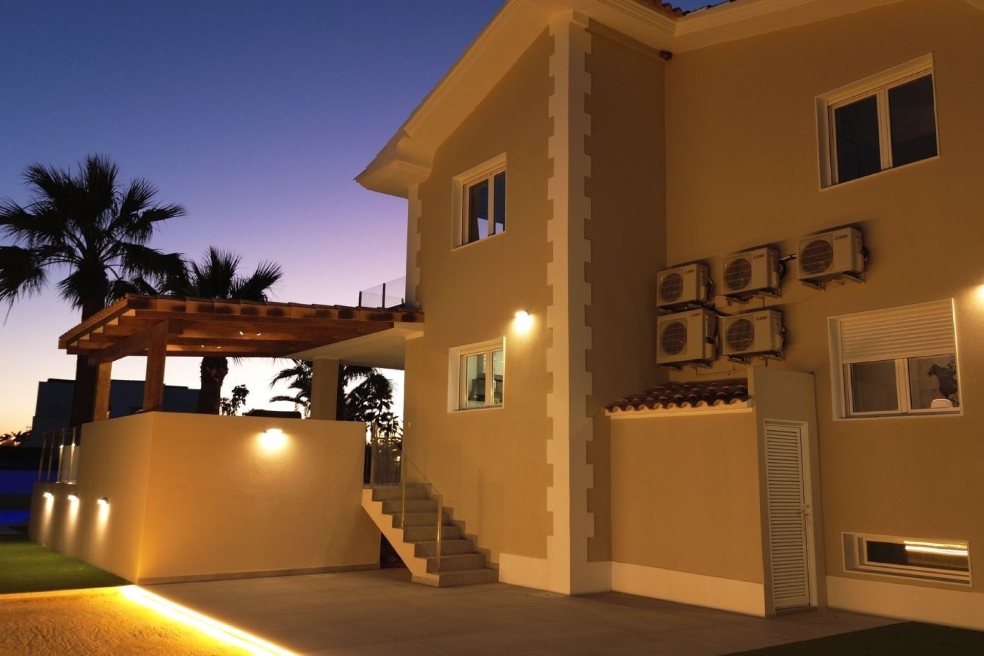 Herverkoop - Villa - Alfas del Pí - pueblo